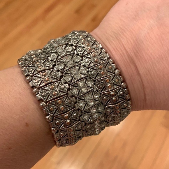 Unbranded Jewelry - Vintage Style Silver Tone Rhinestone Multi Row Stretch Cuff Bracelet Art Deco